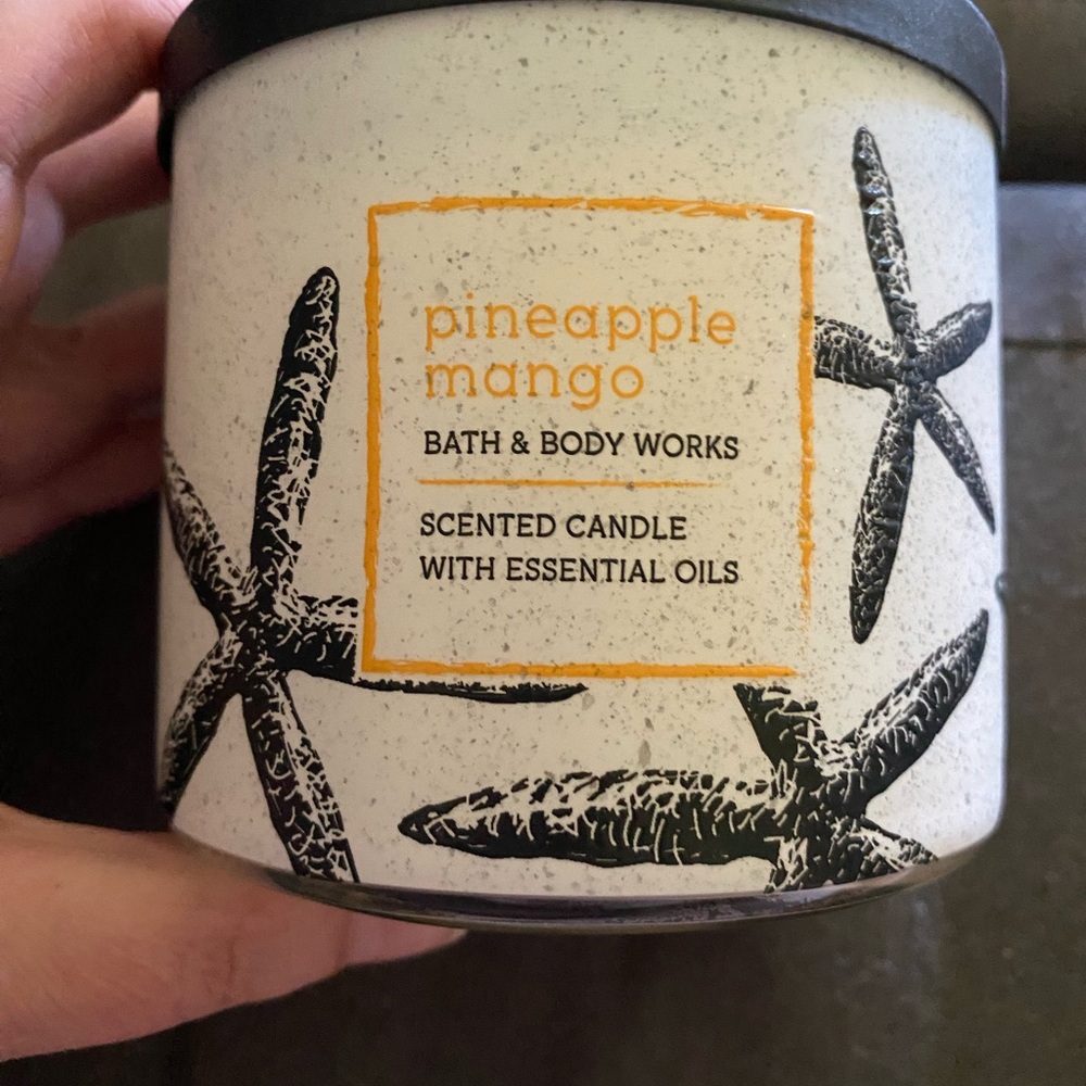 Bath & Body Works Candle